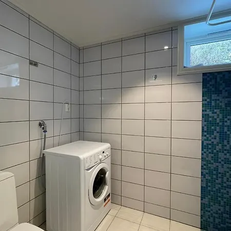 Overnatting, Halsmovegen 12 Apartmán *